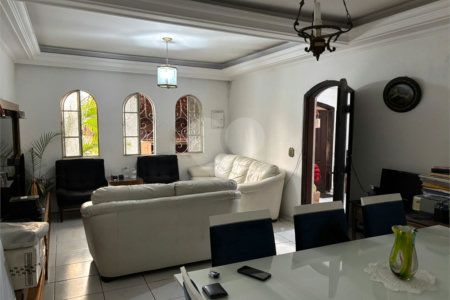 Casa à venda com 450m² - Guarulhos