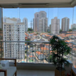 Apartamento de 70m2 com 3 dorms, 2 banheiros, 1 suíte, 1 vaga. Estuda permuta.