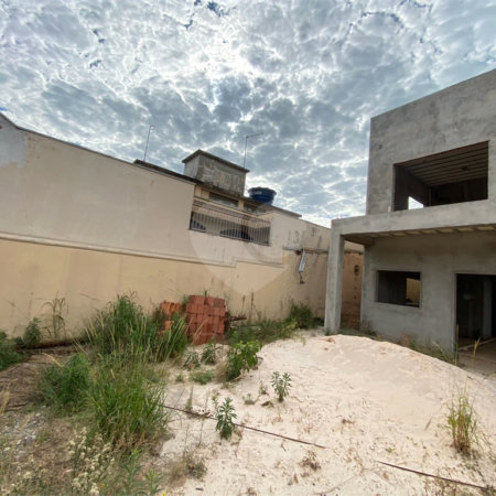 Casa térrea na Vila São José.