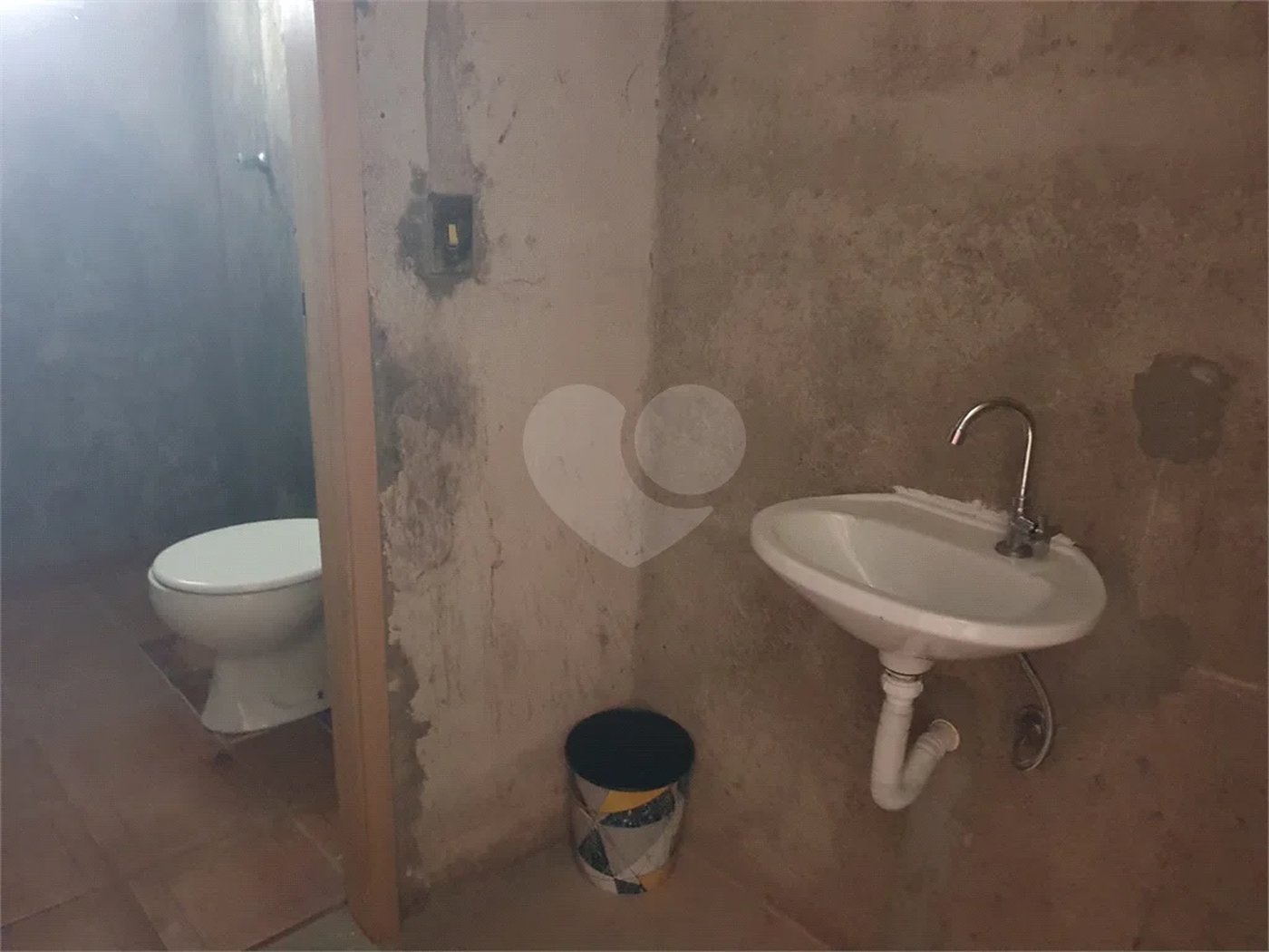 Galpão para locação ou venda com 435 m2 na Vila Santa Catarina