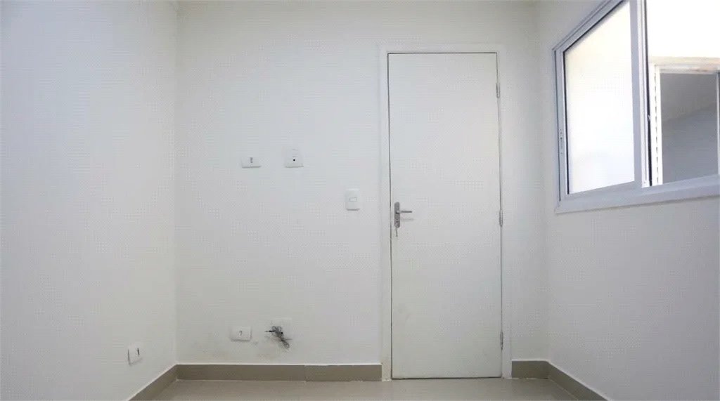 Casa à venda com 3 quartos, sendo 1 suíte,  em Jardim Bonfiglioli, São Paulo, SP