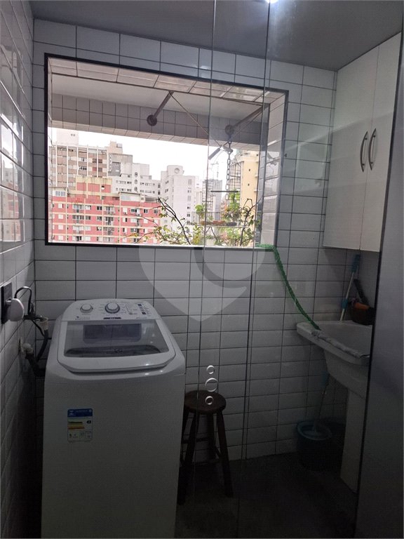 Apartamento moderno e mobiliado, 1 dormitório 1 banheiro, sala de star com varanda, cozinha americana, na Vila Olímpia.
