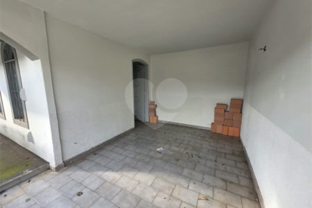 Casa Térrea à venda Jd. Nova São Carlos, 2 dormitórios