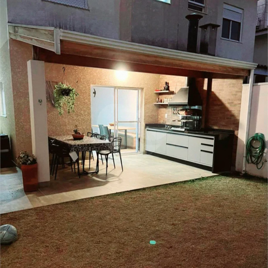Casa à venda no Condomínio Villagio Imperialle em Louveira/SP.