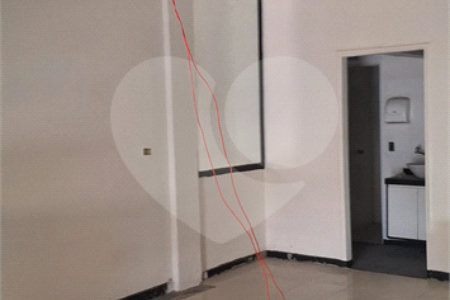 Salão 110m² comercial na Lucas Nogueira Garcez - Atibaia- SP