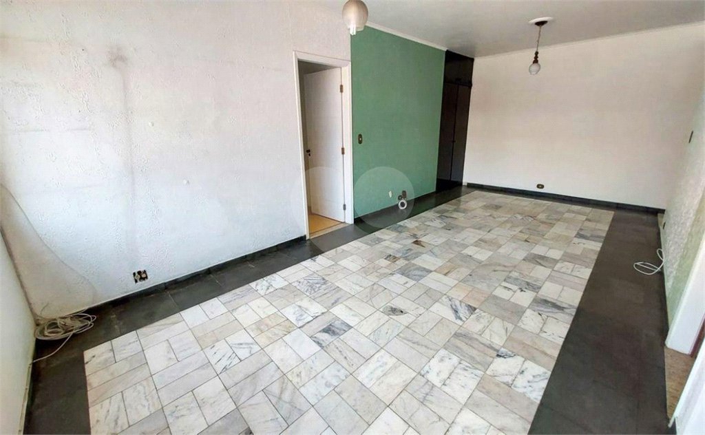 Apartamento de 03 dormitórios. Agende uma visita.