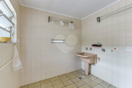 Casa Térrea à venda com 3 quartos, sendo 1 suíte,  em Alto da Boa Vista, São Paulo, SP
