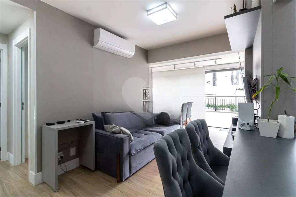 Apartamento Garden à venda ? 500 m do Metrô Conceição | Reformado e com quintal privativo