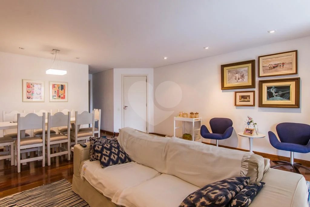 APARTAMENTO COM 118 m², TRÊS SUITES E VARANDA GOURMET - Campo Belo