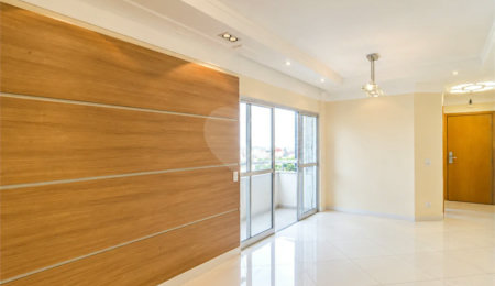 Apartamento à venda ou para alugar com 3 quartos, sendo 1 suíte,  em Vila Lusitânia, São Bernardo do Campo, SP