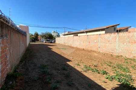 Terreno para venda no bairro Parque Industrial