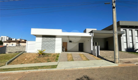 Casa à venda com 3 suítes no condomínio Parque Faber 3, São Carlos - SP