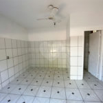 Casa térrea com salão comercial para venda no Santa Felícia.