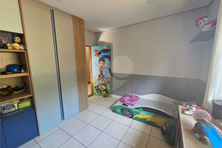 Casa com 3 dormitórios e piscina no Condomínio Cafezal VI em Itupeva SP