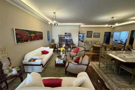 Casa com 4 quartos próxima á Santa Casa