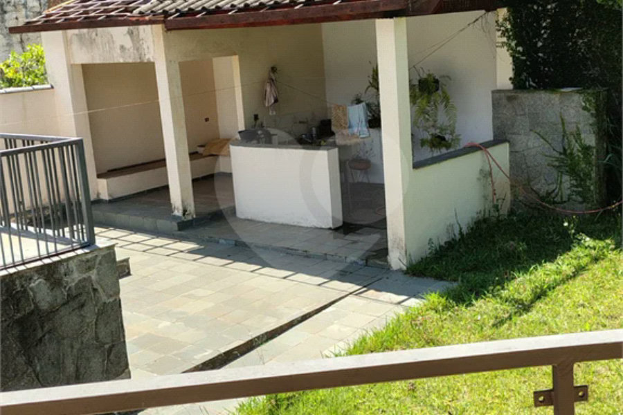 Casa à venda ou para alugar com 5 quartos, sendo 2 suítes, em Jardim Dos Estados, Poços de Caldas - MG