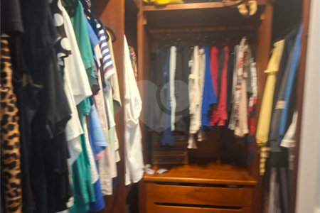 Apartamento elegante no Ed. Albatroz, bairro Pau Preto, todo reformado, com 4 dormitórios (2 suítes, uma com closet) à VENDA, 180 m², por R$ 1.080.000,00 em Indaiatuba/SP.