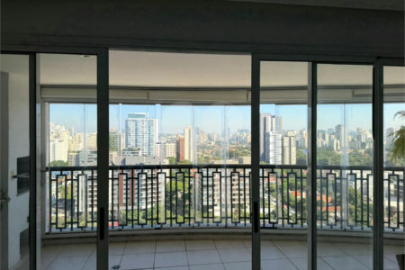 Apto á venda de 118 m de área útil, campo belo 3 suites 2 vagas Aceita e estuda Permuta ( sujeito a avaliação).