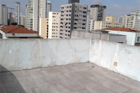 Sobrado à venda na Saúde c/195m2 de construção - 3 quartos/4 banheiros/2 vagas - metrô Santa Cruz