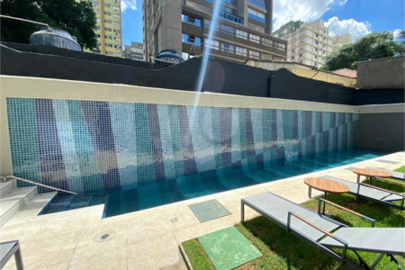 Studio de 22m2 com sacada à venda na Vila Mariana