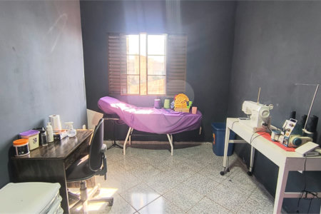 Sobrado á venda no bairro santa felícia