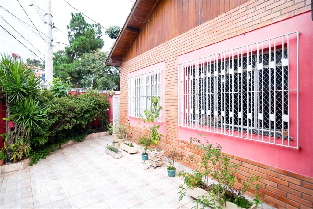 Casa à venda com 3 quartos, sendo 2 suítes, em Jardim Prudência, São Paulo, SP