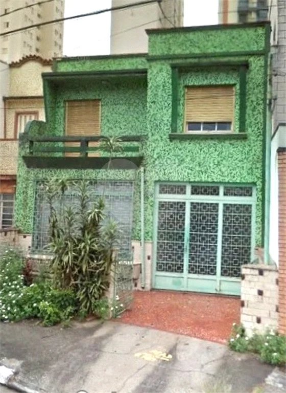 Sobrado a Venda na Mooca, com 248 m²