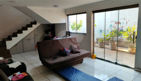 Casa à venda com 4 quartos, sendo 1 suíte, em Vila Prado, São Carlos, SP