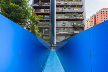 Imóvel 168m² Idea Zarvos com 3 suites, varanda na frente e na suíte, piscina, academia e 3 vagas Vila Madalena.