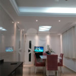 Casa com 324m², 4 dormitórios, sendo 1 suíte, 4 vagas, à venda no Jardim Las Vegas em Santo André.