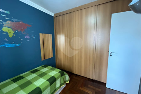 Apartamento à venda com 3 quartos, sendo 1 suíte, em Santo Amaro, São Paulo, SP