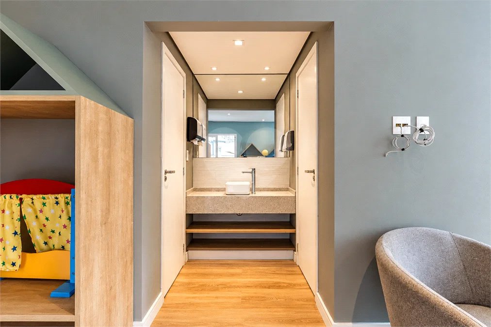 Apartamento mobiliado para locação em Moema | 275 m² | 3 suítes | 4 vagas