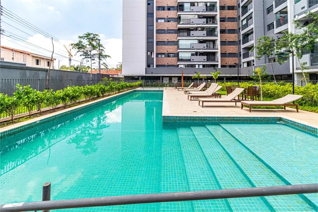 Apartamento à venda 60 m² na Vila Sônia com 2 quartos e 1 vaga próximo ao metro Vila Sônia