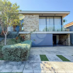 Indaiatuba - HOME DESIGN - Casa Térrea - Condomínio Paradiso - 420 m² de terreno - 307,19 m² de área construída - 3 suítes completas, sendo 1 master com closet planejado e banheira de imersão - Sala de TV reversível para 4ª suíte - Sala de estar ampla e varanda gourmet integrada - Cozinha com móve