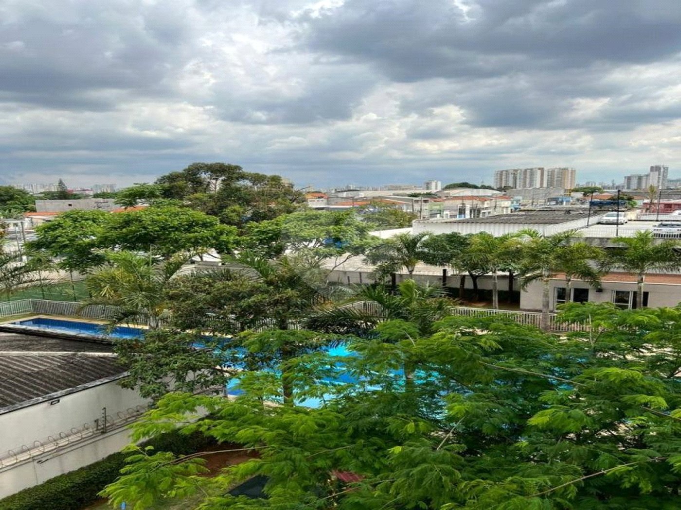 Apartamento à venda com 3 quartos, sendo 1 suíte,  em Vila Guilherme, São Paulo, SP