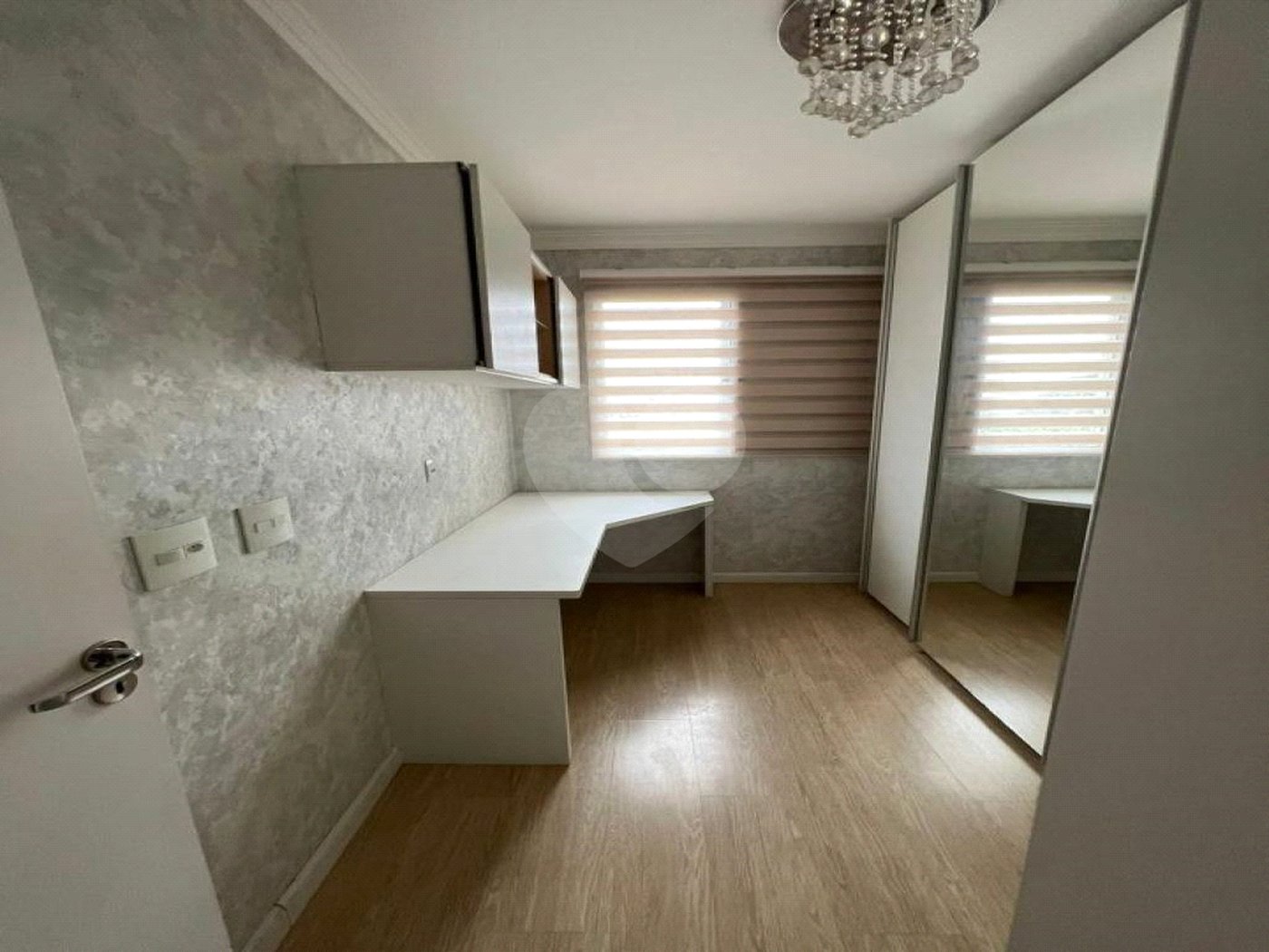 Apartamento à venda com 3 quartos, sendo 1 suíte,  em Vila Guilherme, São Paulo, SP