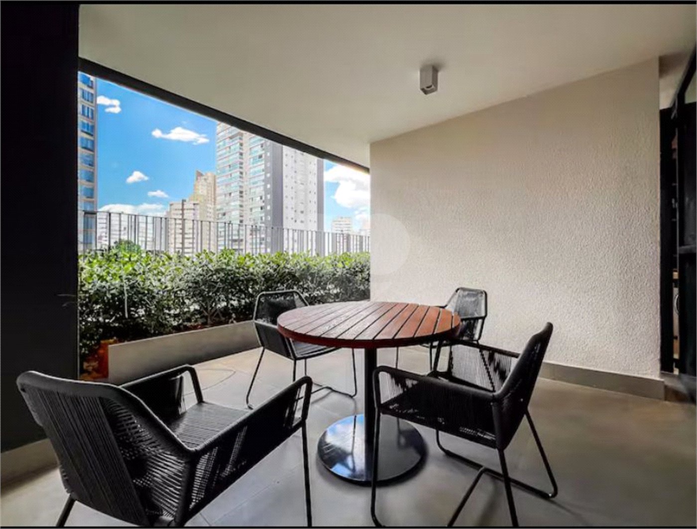 Exclusivo Studio mobiliado! Próximo ACCamargo, Beneficiencia, Hospital Oswaldo Cruz e da Av Paulista.