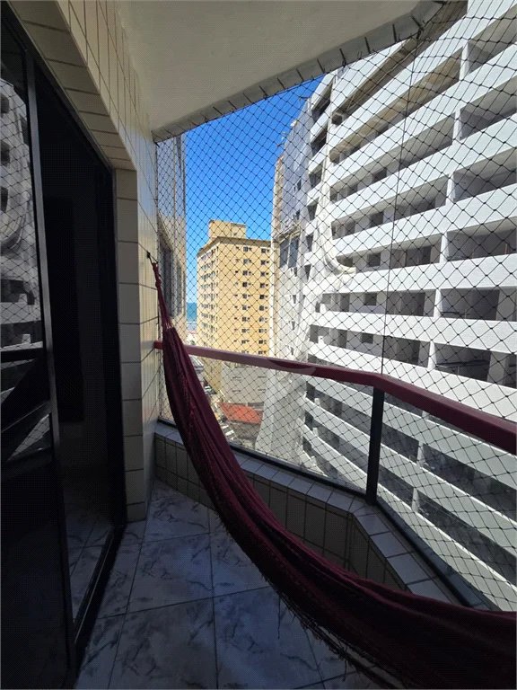 Belíssimo apartamento recém reformado na Praia Grande.