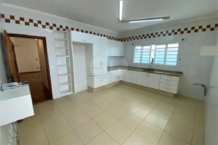 Casa à Venda no Condomínio Montreal - São Carlos/SP