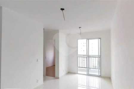 Apartamento com 50m², 2 dormitórios, 1 vaga, á venda em Itaquera.