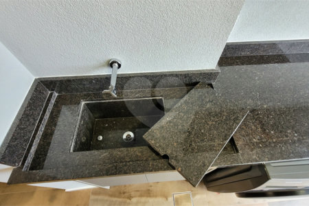 Apartamento de 2 quartos mobiliado à venda no Paraíso