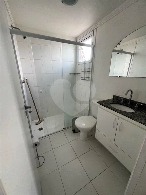 APARTAMENTO de 2 quartos (1 suíte) á venda em Santo André, 75m², 2 garagens fixas e cobertas, é entrar e morar!