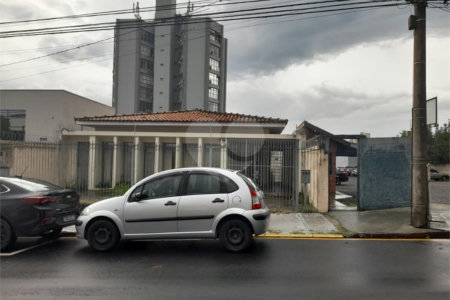 Casa à venda próxima à Santa Casa – Ideal para clínica ou consultório!