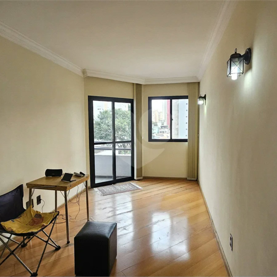 Apartamento à venda | 72 m² | 3 quartos (1 suíte) | 1 vaga | Próximo ao Metrô Saúde