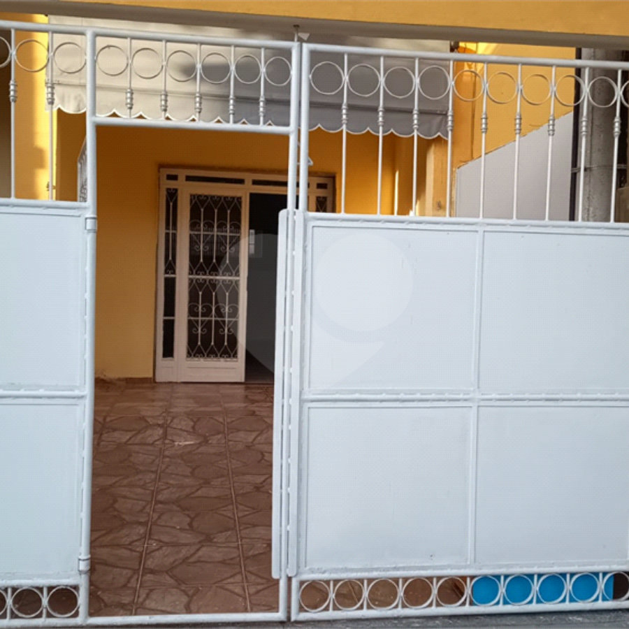 Casa Linear com 3 quartos e 2 vagas de garagem no Oiticica 2