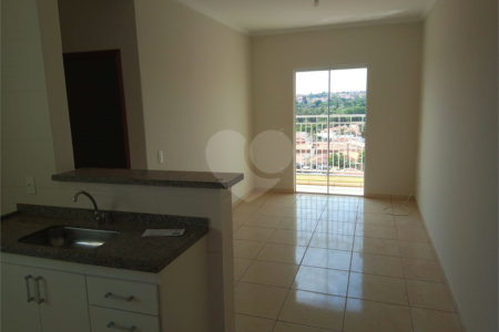 Apartamento com 2 dormitórios.