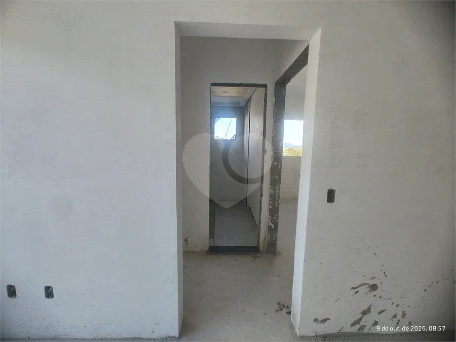 Apartamento 2 dormitórios com 1 vaga de garagem, excelente localização, programa MCMV, pagto parcelado