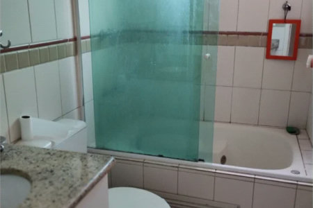 Sobrado à venda 160m² com 4 quartos, sendo 1 suíte, em Jardim Monte Kemel próximo ao Metrô Vila Sônia