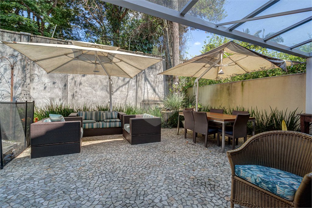 Casa à venda com 3 suítes no condomínio Villa Splendore, São Paulo - SP