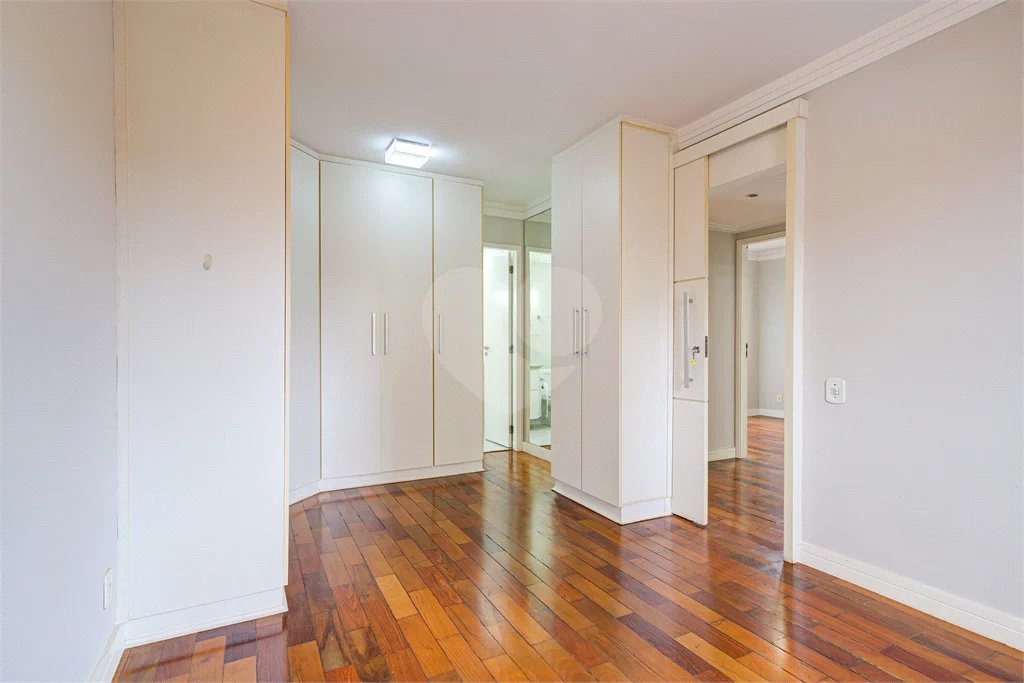 Apartamento para alugar com 3 quartos, sendo 1 suíte, em Chácara Santo Antônio, São Paulo, SP